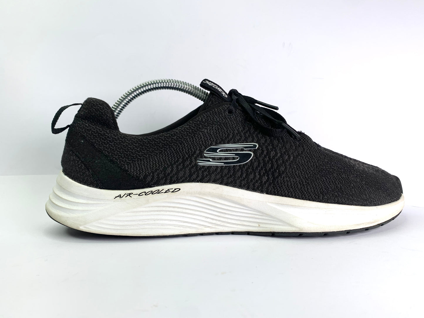Sketchers Skyline