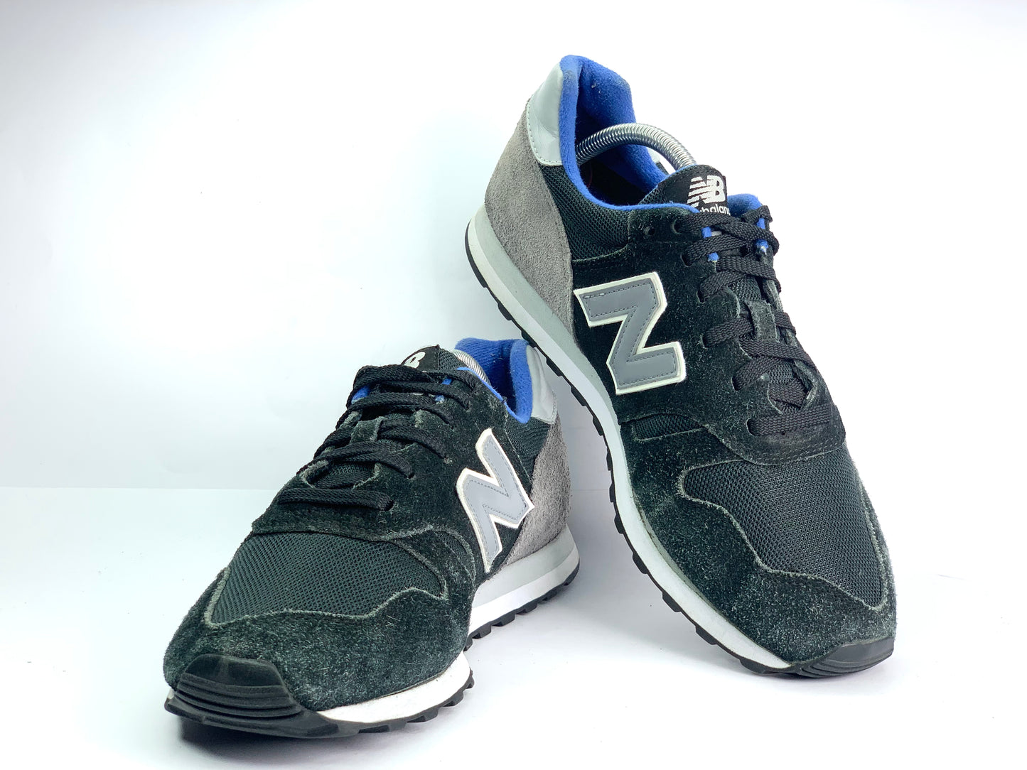 New Balance 373