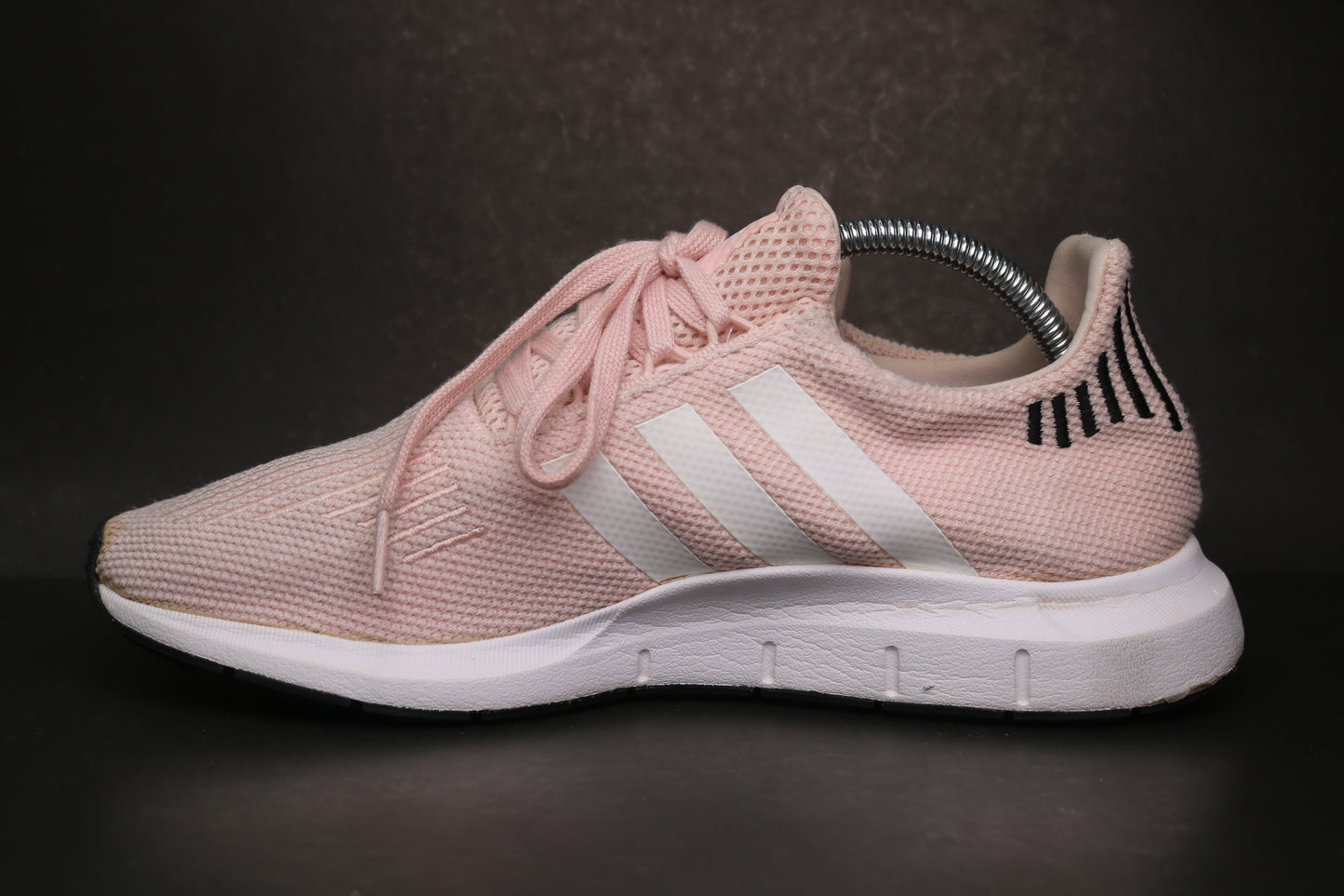 Adidas Swift Run