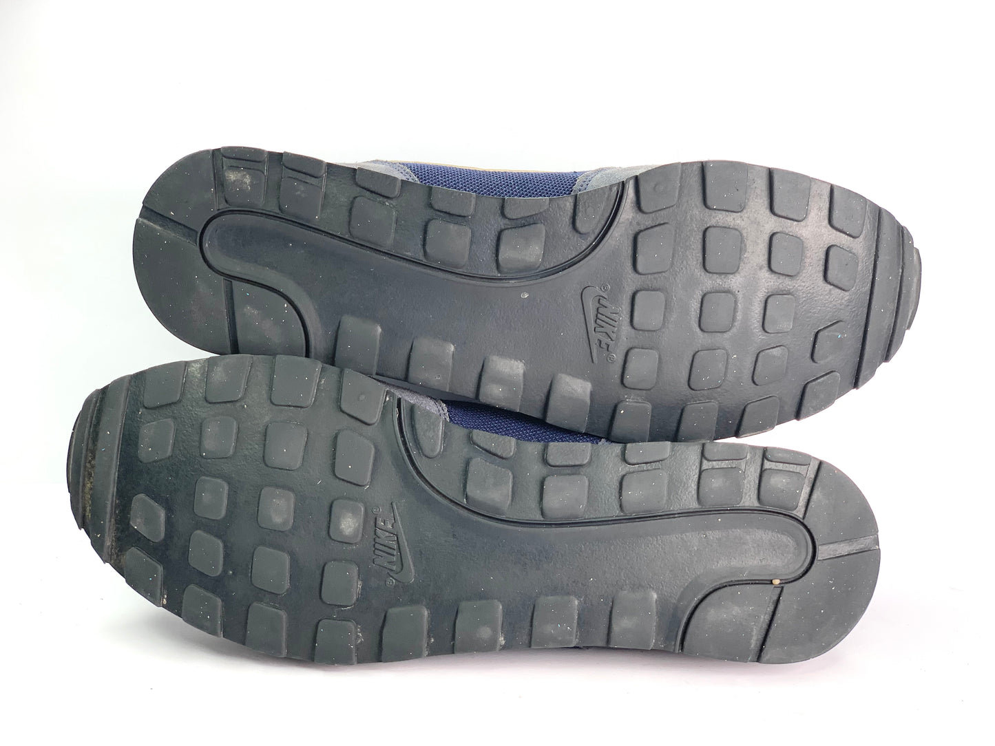Nike MD Runner 2