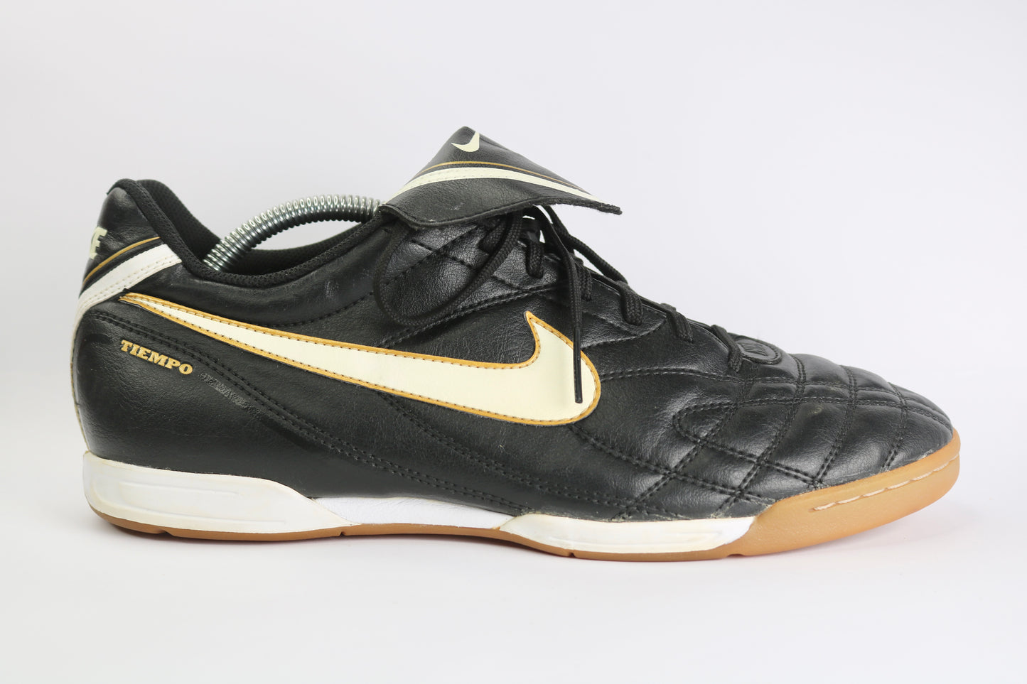 Nike Tiempo