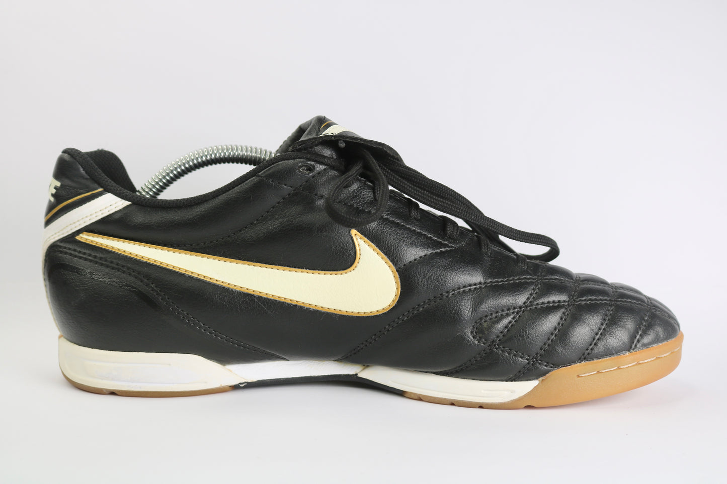 Nike Tiempo