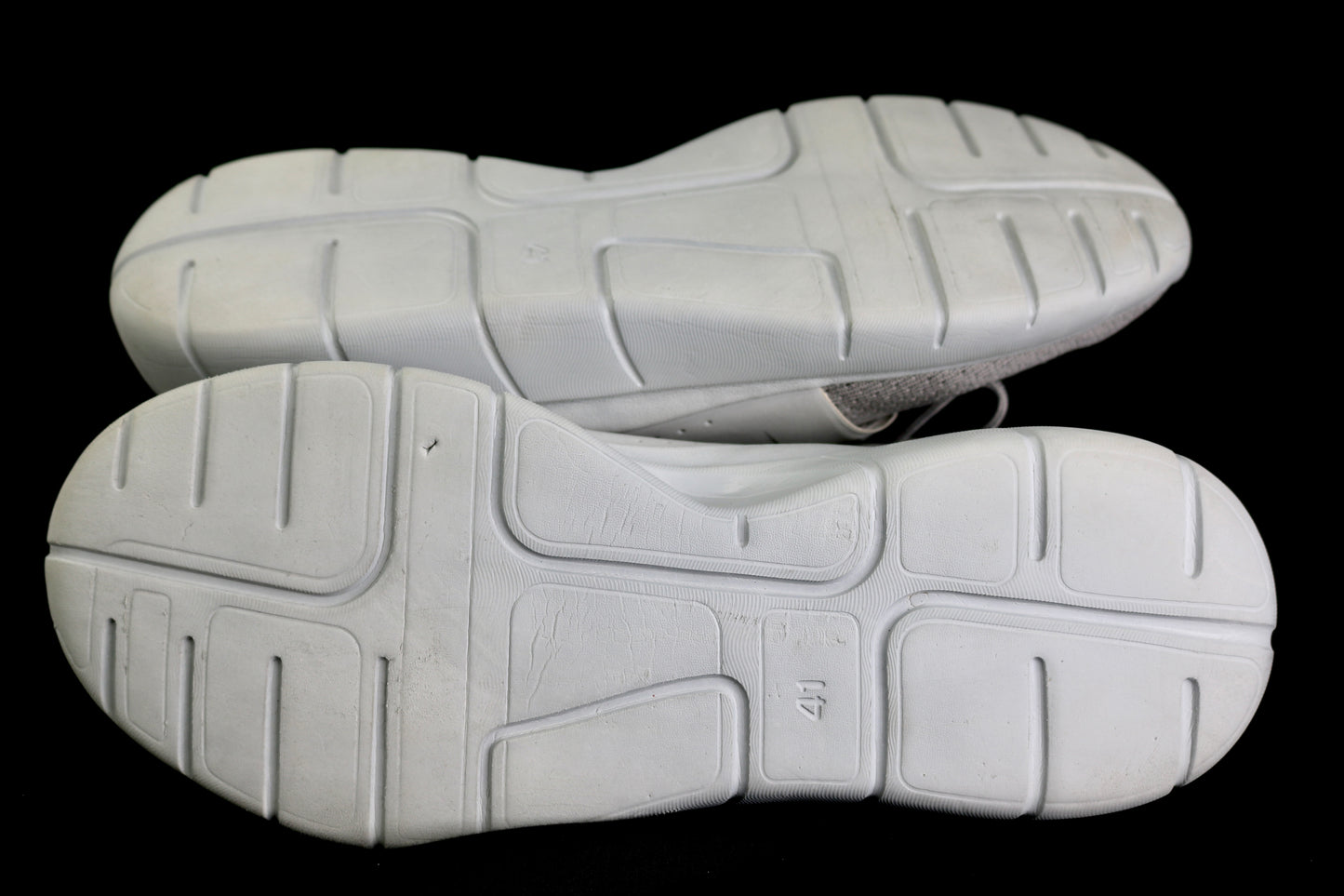 Normal Sports Shoes