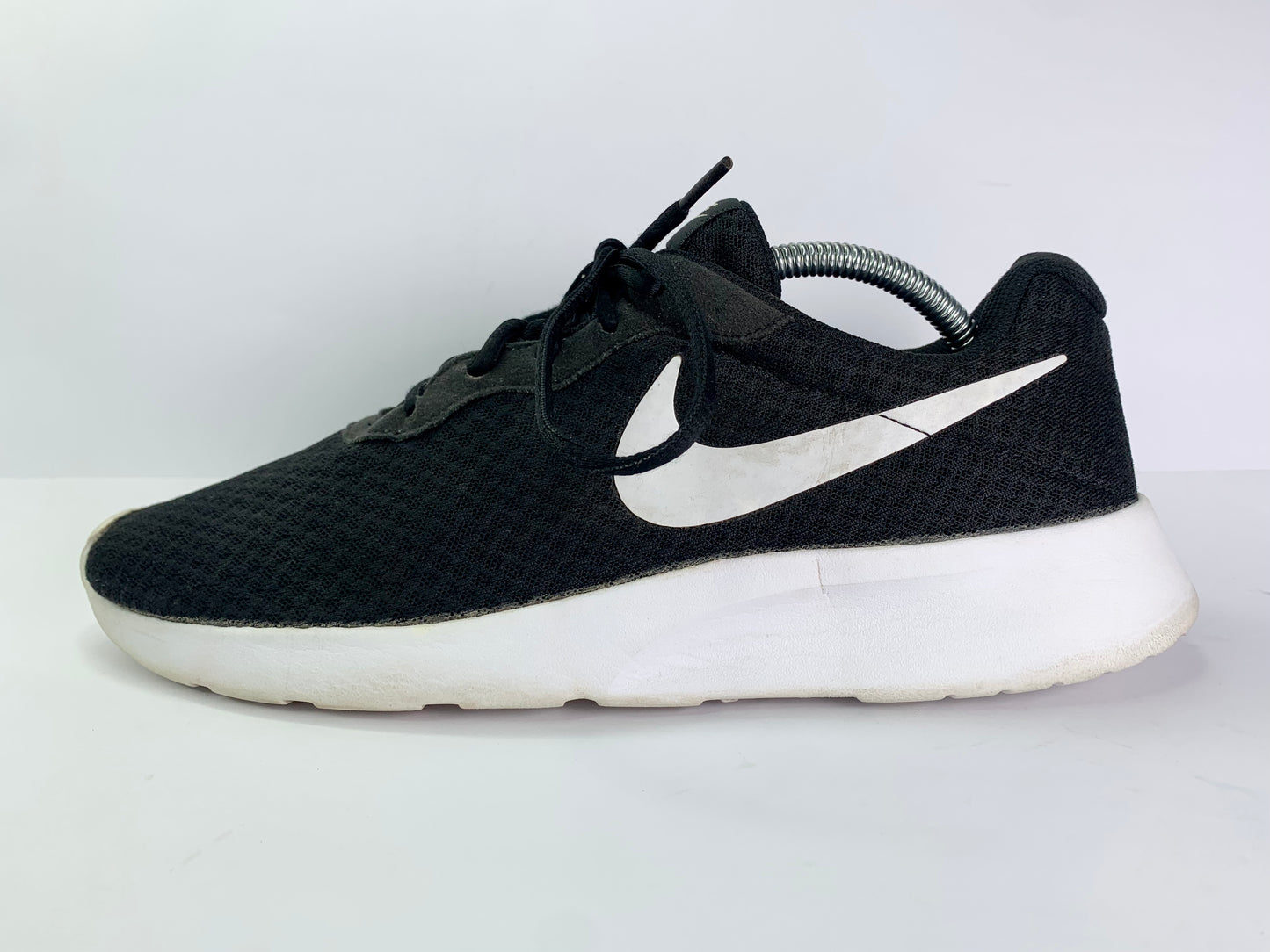 Nike Tanjun