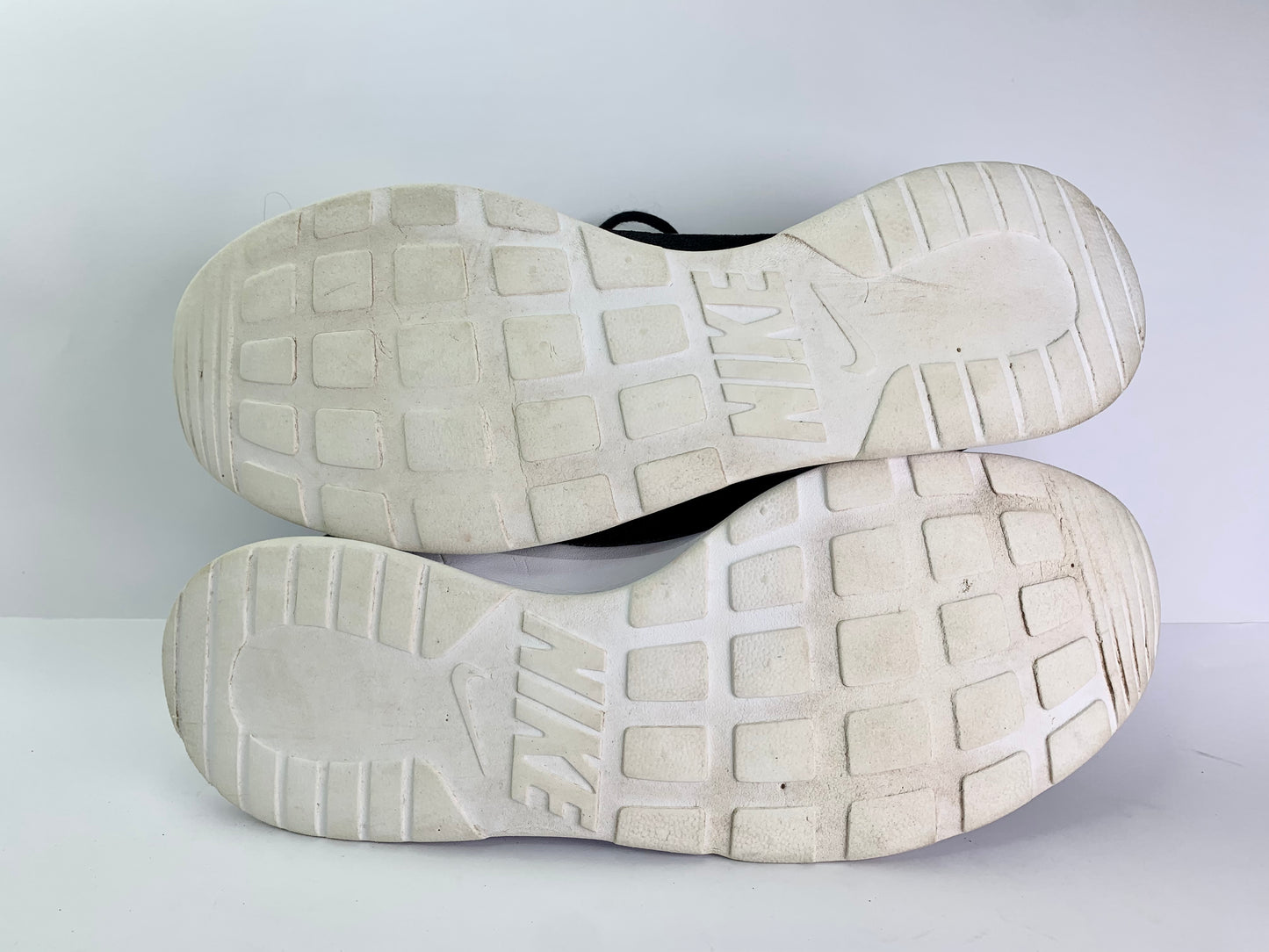 Nike Tanjun