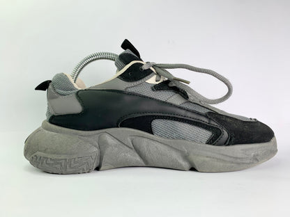 Normal Sports Shoes