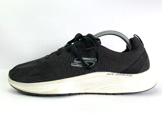 Sketchers Skyline
