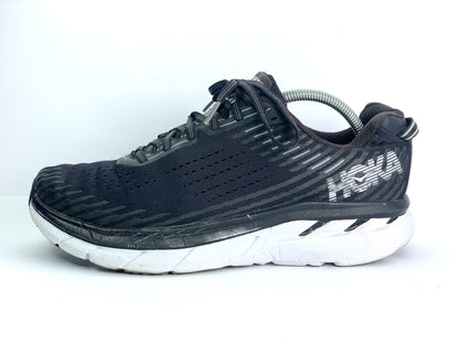 Hoka One
