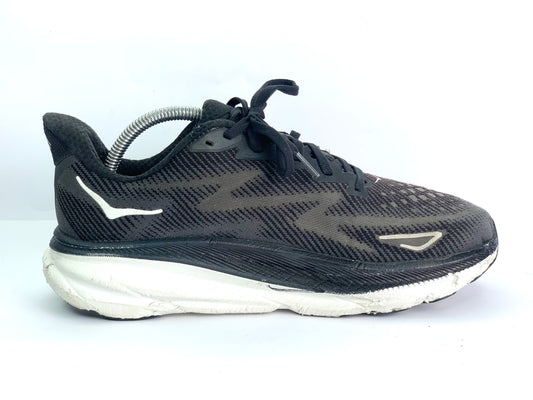 Hoka Clifton 9