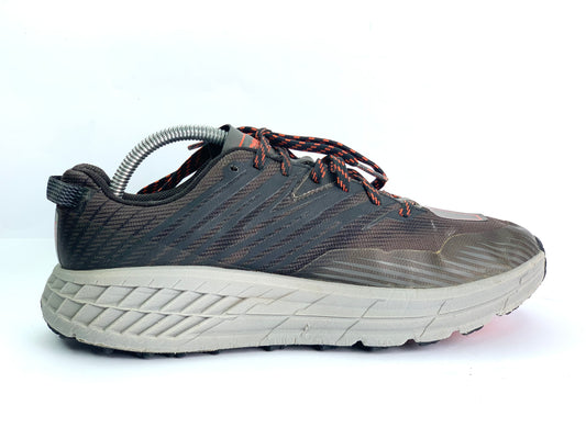 Hoka One SpeedGoat