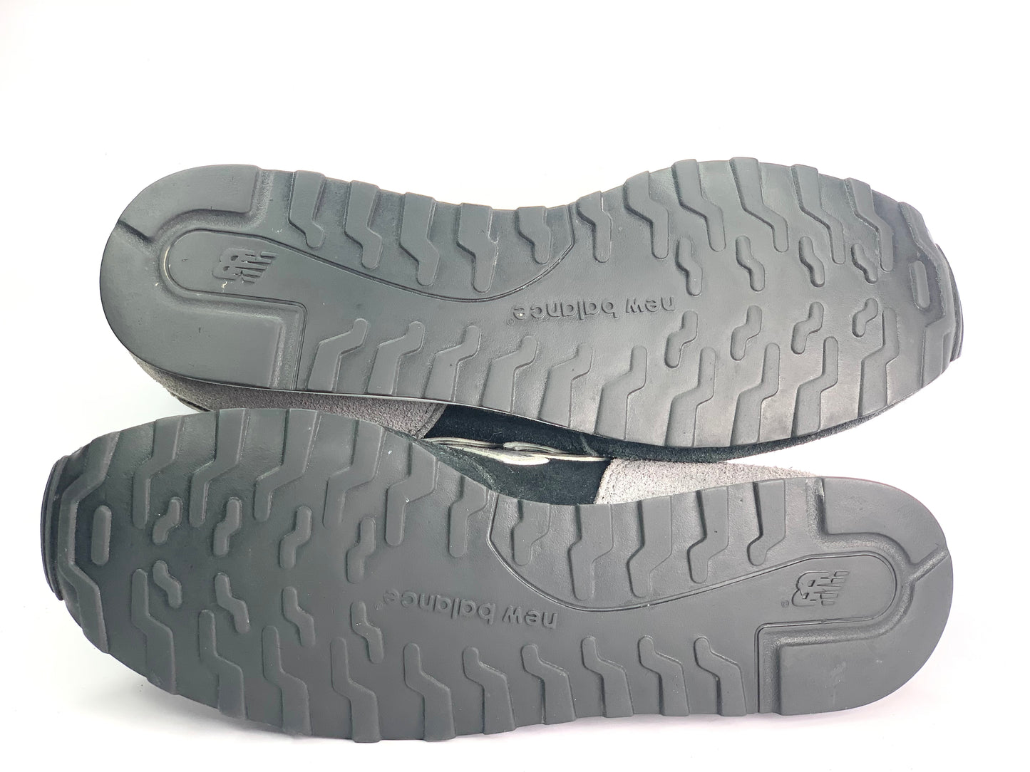 New Balance 373