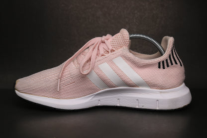 Adidas Swift Run