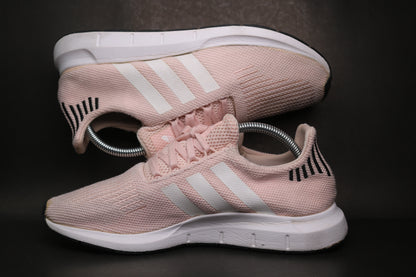 Adidas Swift Run