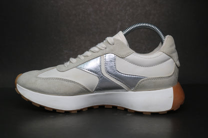 Steve Madden Escapade Retro