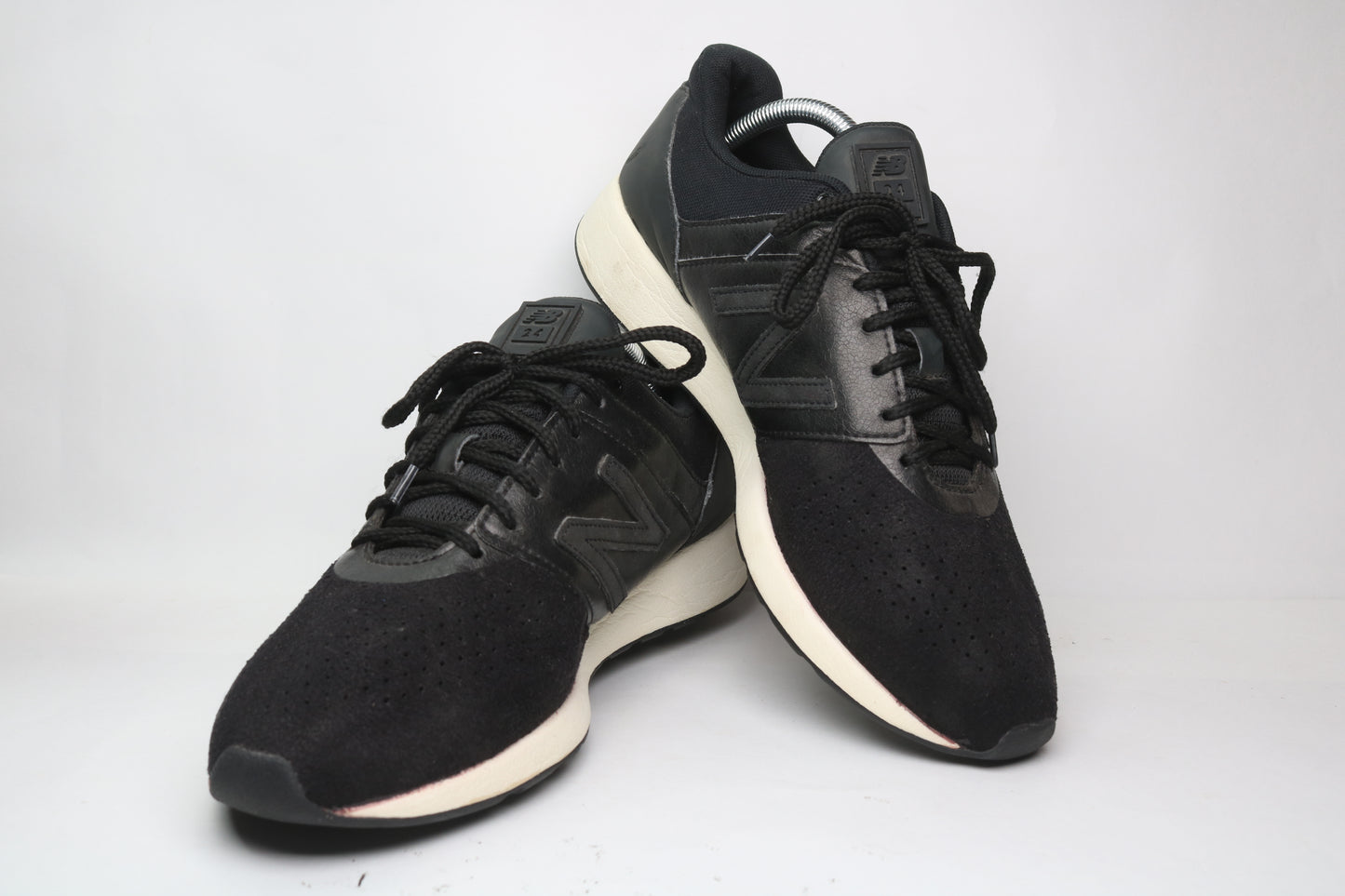 New Balance 24