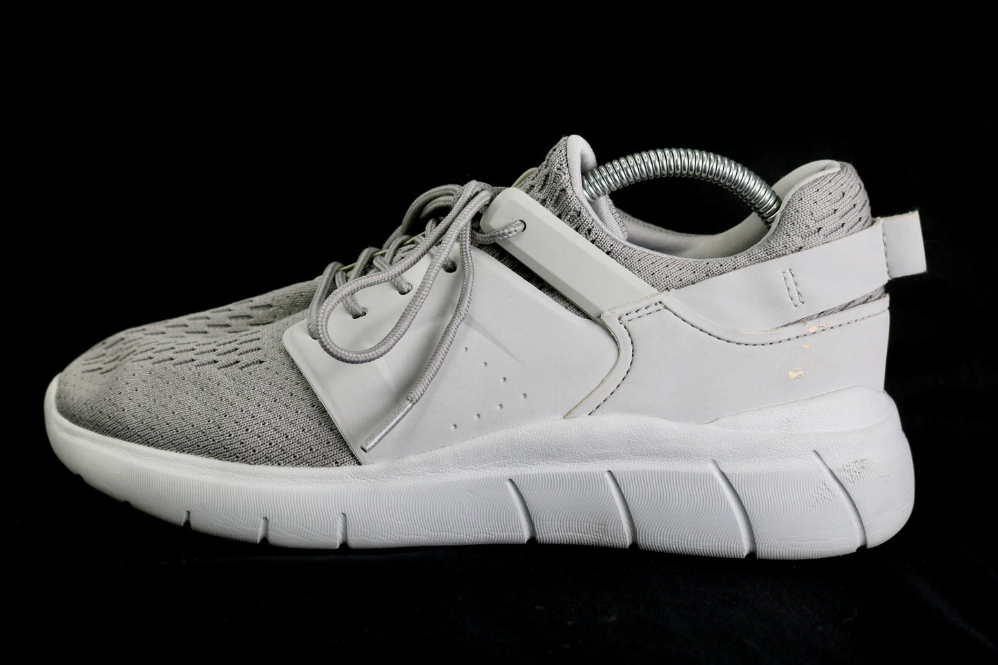 Normal Sports Shoes
