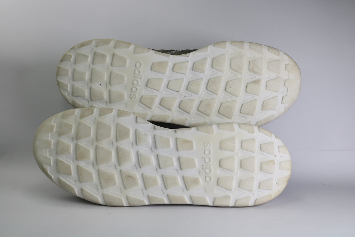 Adidas Quester Flow