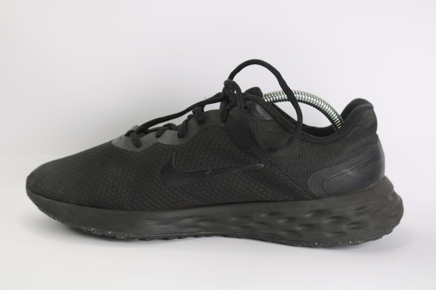 Nike Revolution 6
