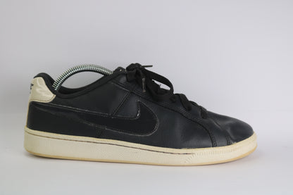 Nike Court Royale