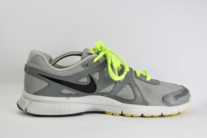 Nike Revolution 2
