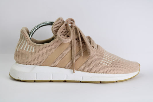 Adidas swift Run